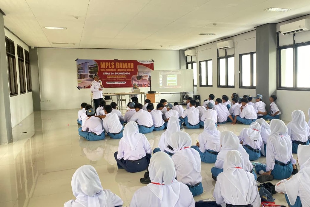 Masa Pengenalan Lingkungan Sekolah (MPLS) di Sekolah Rakyat Menengah Atas (SRMA) 36 Bojonegoro